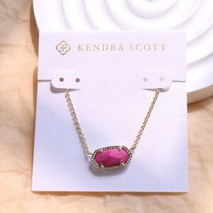 Kendra Scott Magenta Pendant Necklace in Gold